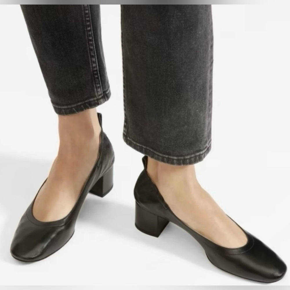 Everlane Black Leather Block Heel Pumps